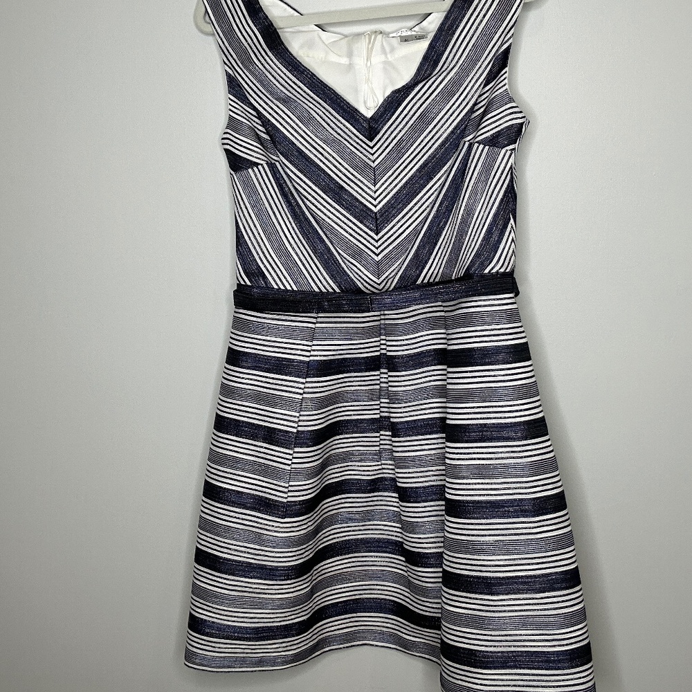 Kay unger navy and white striped dress size 14